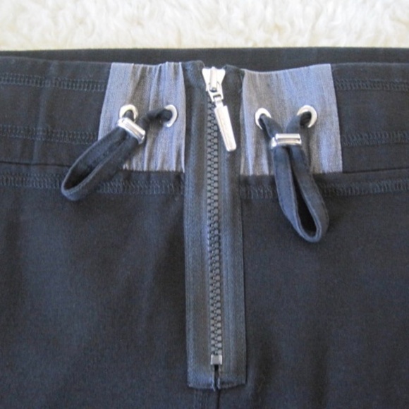 AIRFIELD Mini Skirt - Picture 5 of 8